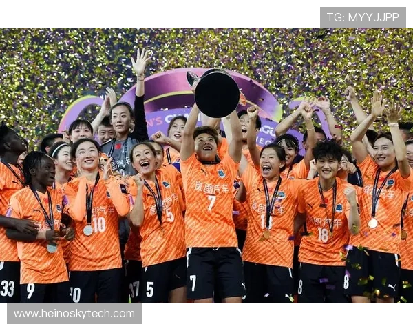 女足亚冠判罚引热议武汉两次获利黄宝莹手球争议主裁改判成焦点