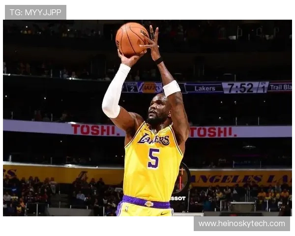 夸梅回应媒体对布朗尼的质疑称湖人会寻找替罪羊如斯玛特和艾顿